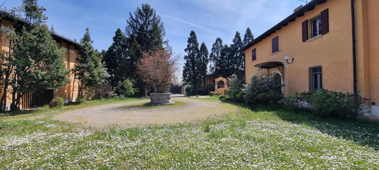 Farolfi Apartments Villa Galliera 博洛尼亚 外观 照片